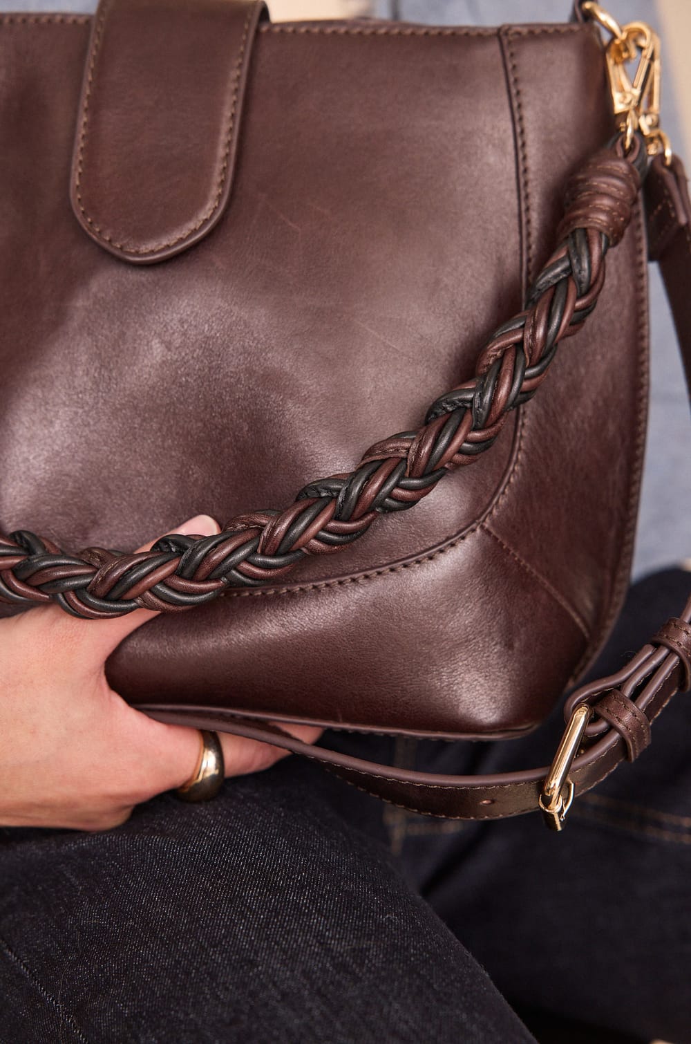 100% leather bag MARCEL;${refinementColor}