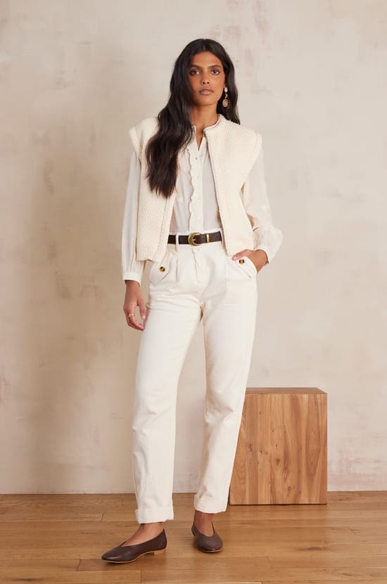 MATEO Chino-Hose aus Baumwolle;${refinementColor}