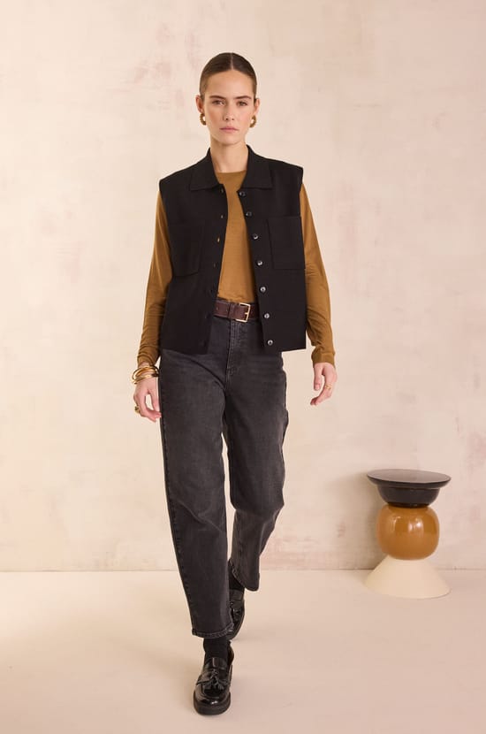 RIO mom fit jeans;${refinementColor}