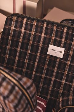 LIAM tartan toiletry bag;${refinementColor}