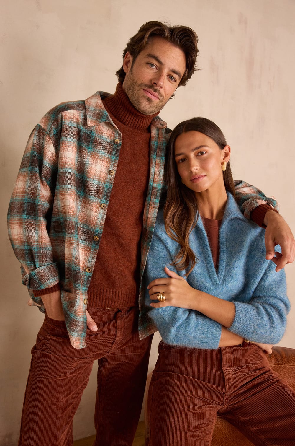 Unisex SWAN(N) turtleneck jumper in 100% cashmere - 4 ply;${refinementColor}