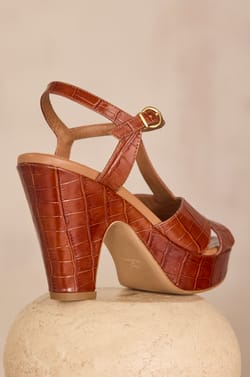 100% leather heeled sandals SUZY;${refinementColor}
