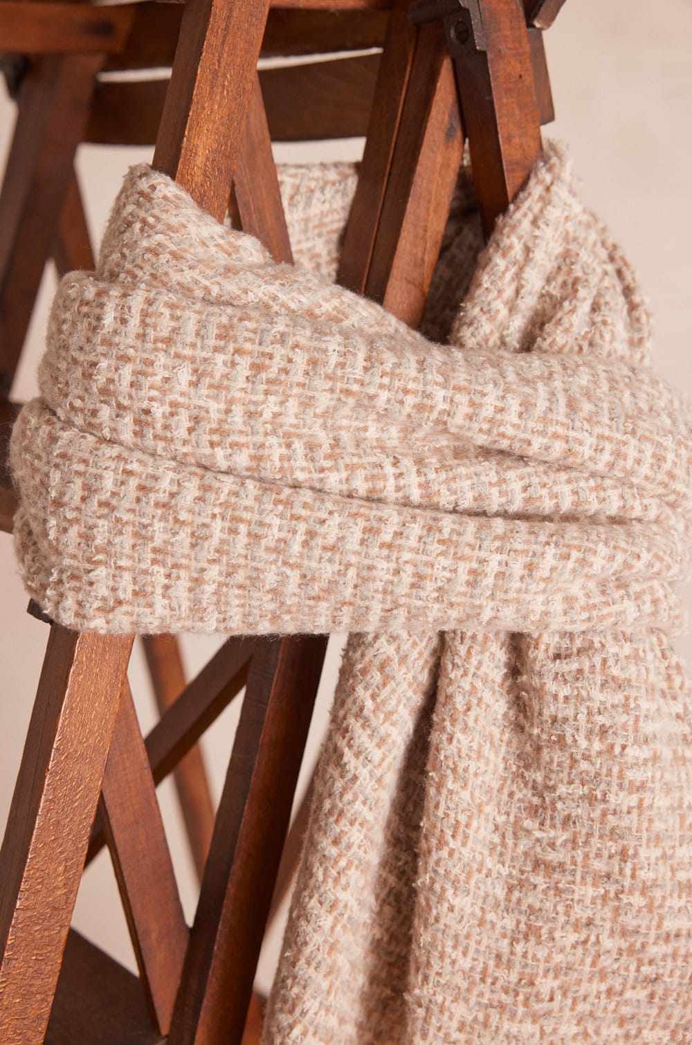 TIMOTHE tweed effect scarf;${refinementColor}