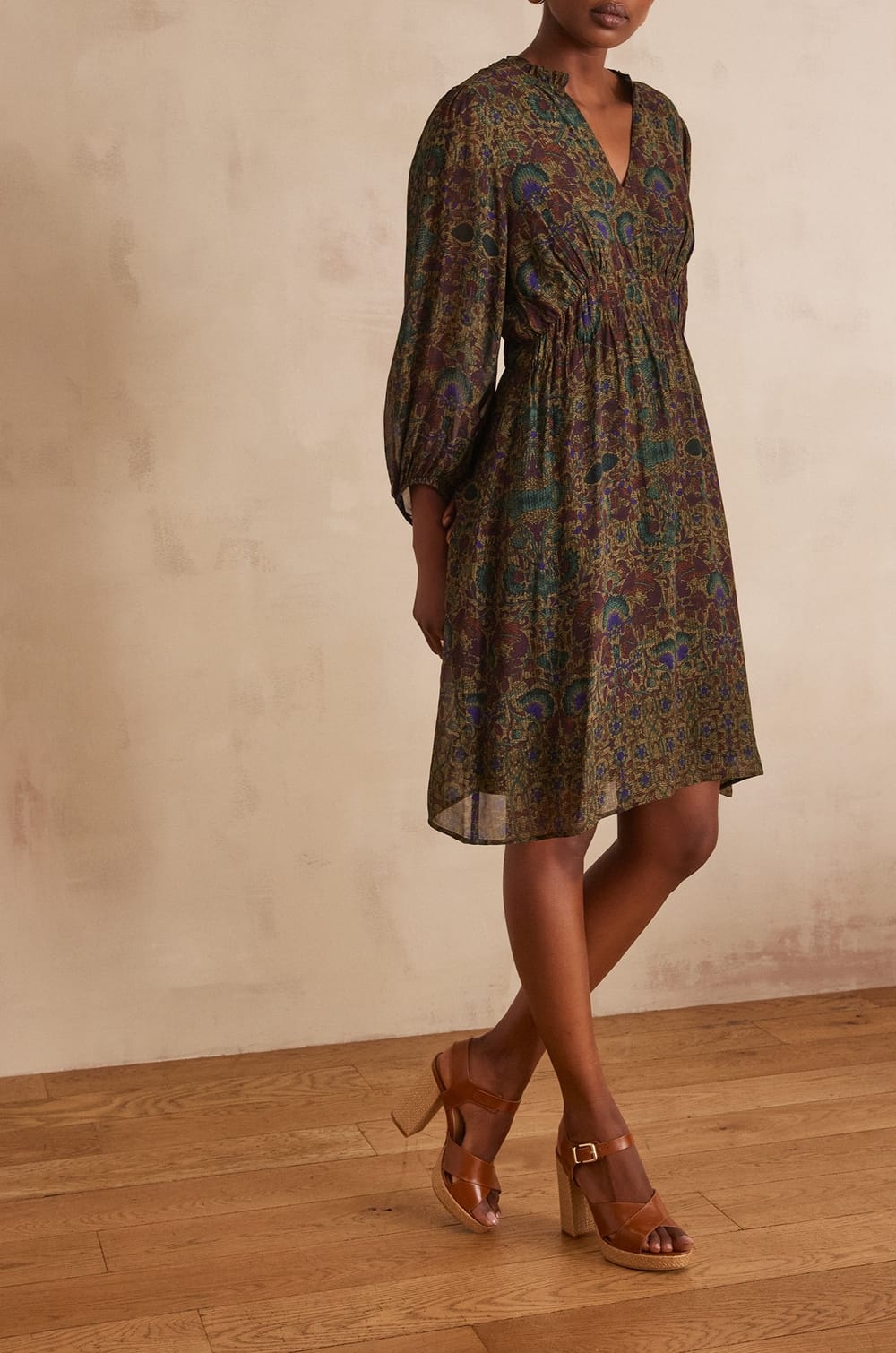 Robe MARLENE;${refinementColor}