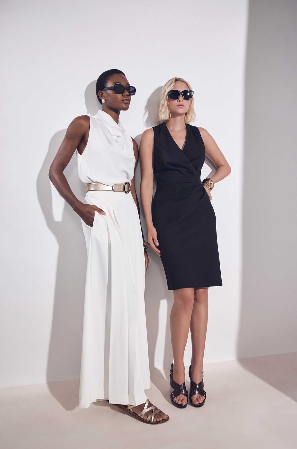 SHORT DRESS BERRY;${refinementColor}