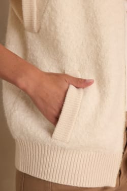 BRIAN sleeveless cardigan in alpaca and wool;${refinementColor}