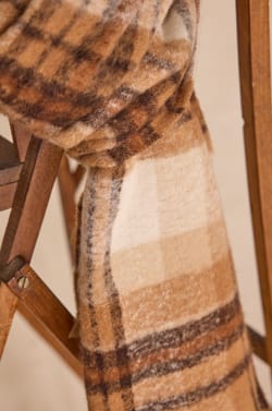 Écharpe à carreaux TRISTAN;${refinementColor}