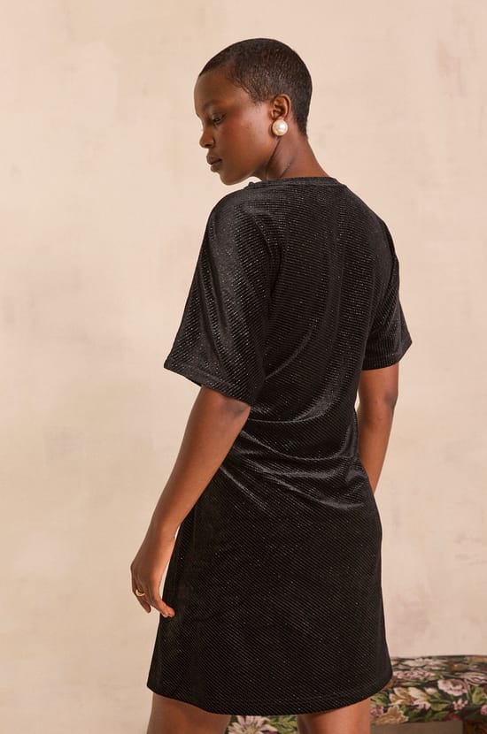 Short shimmering velvet dress PAIGE;${refinementColor}