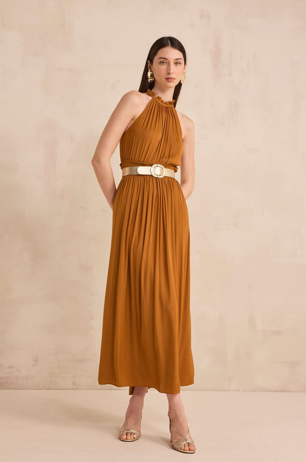 Straight and flowing dress BAY;${refinementColor}