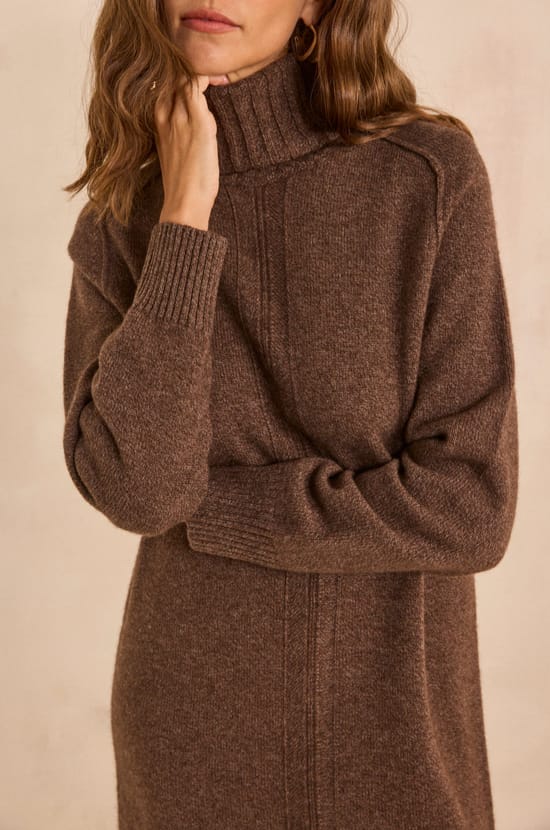Perfect straight knit dress made of mixed wool and yak;${refinementColor}