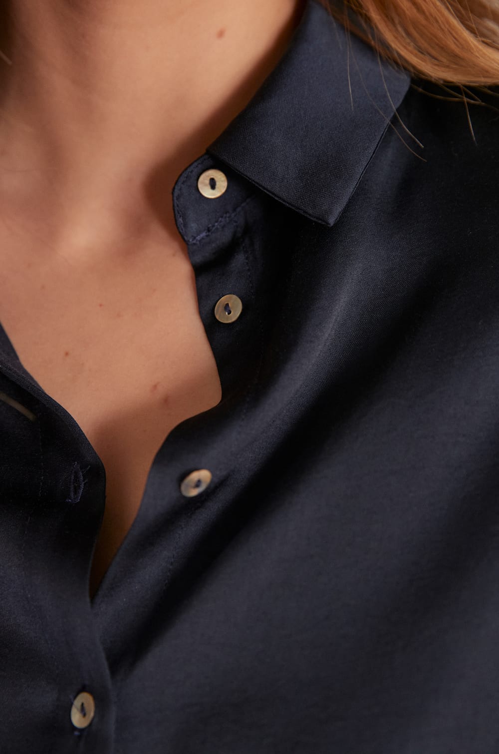 CARLA shirt;${refinementColor}