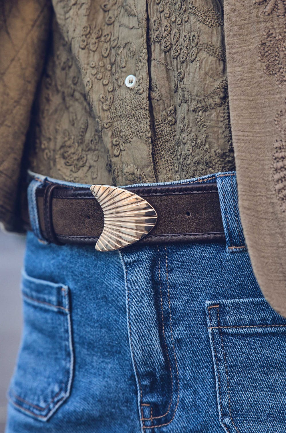 LEONARD leather belt;${refinementColor}