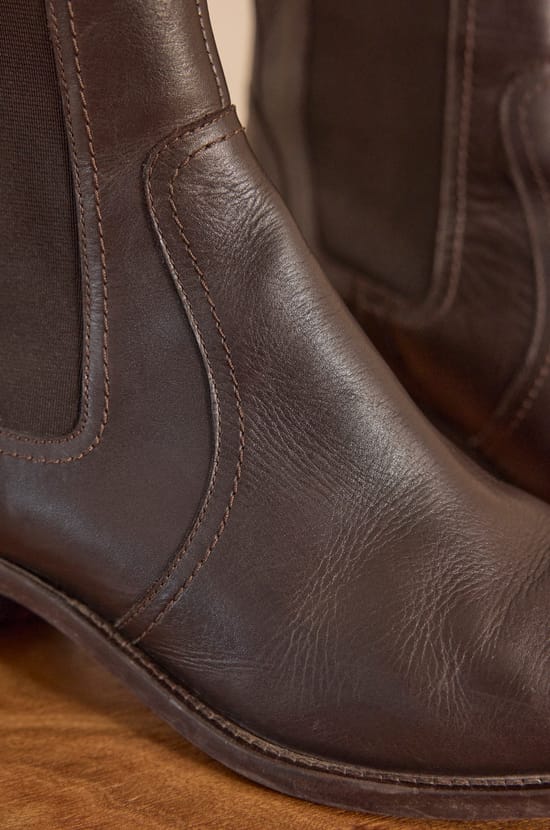 VANIA leather boots;${refinementColor}