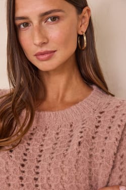 Pull en maille ajour&eacute;e PRUNE;${refinementColor}