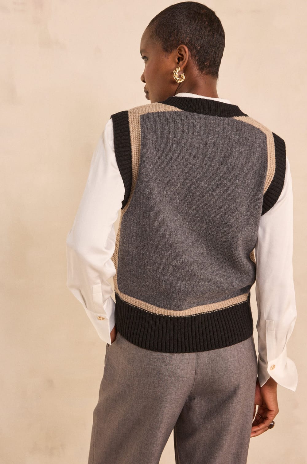 Pull sans manches anthracite en laine ANOUK;${refinementColor}