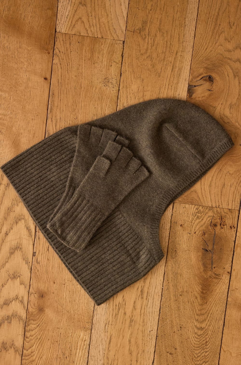 Balaclava in 100% recycled cashmere, 2-ply – HECTOR;${refinementColor}