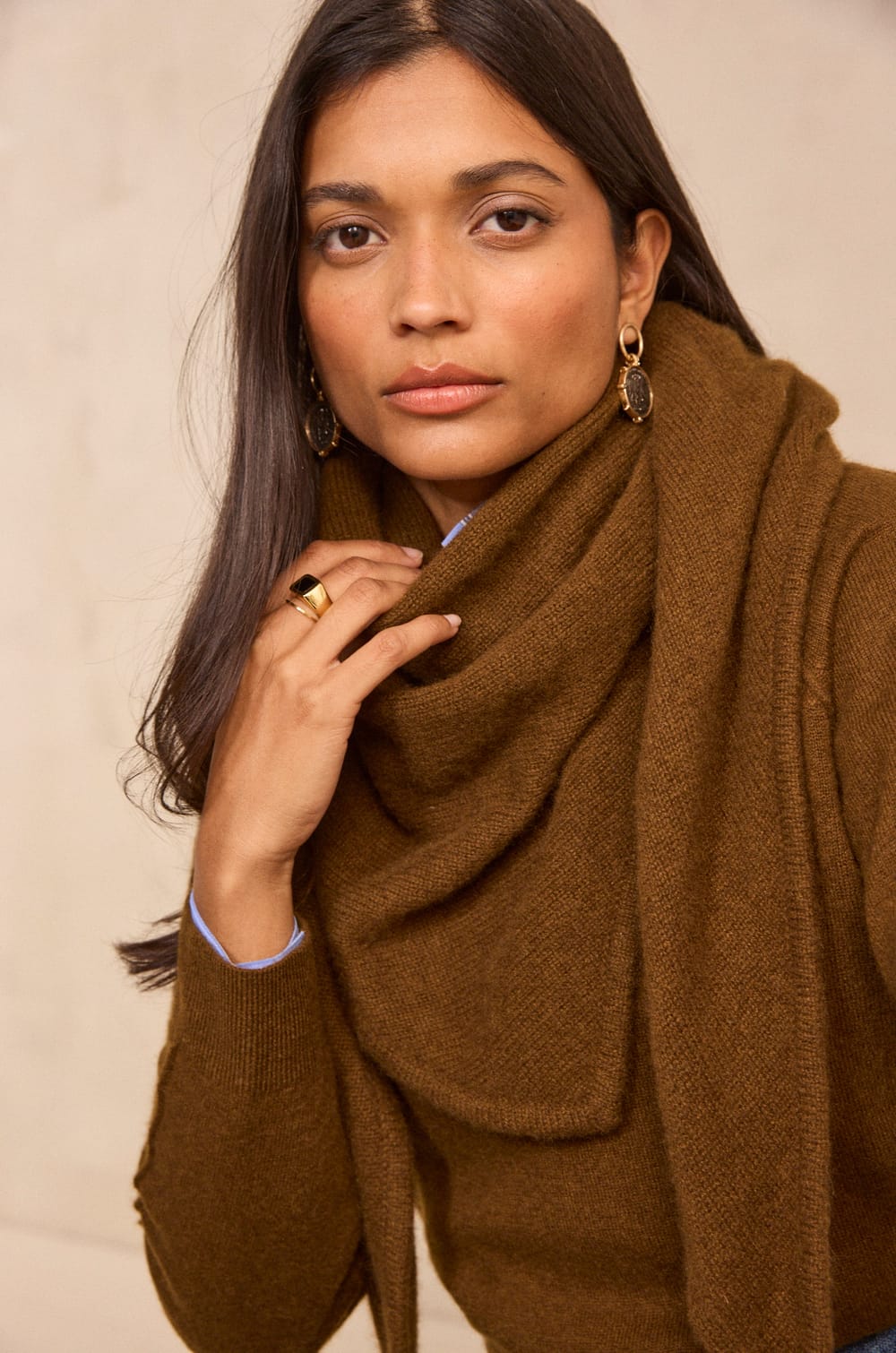 RACHELLE cashmere scarf;${refinementColor}