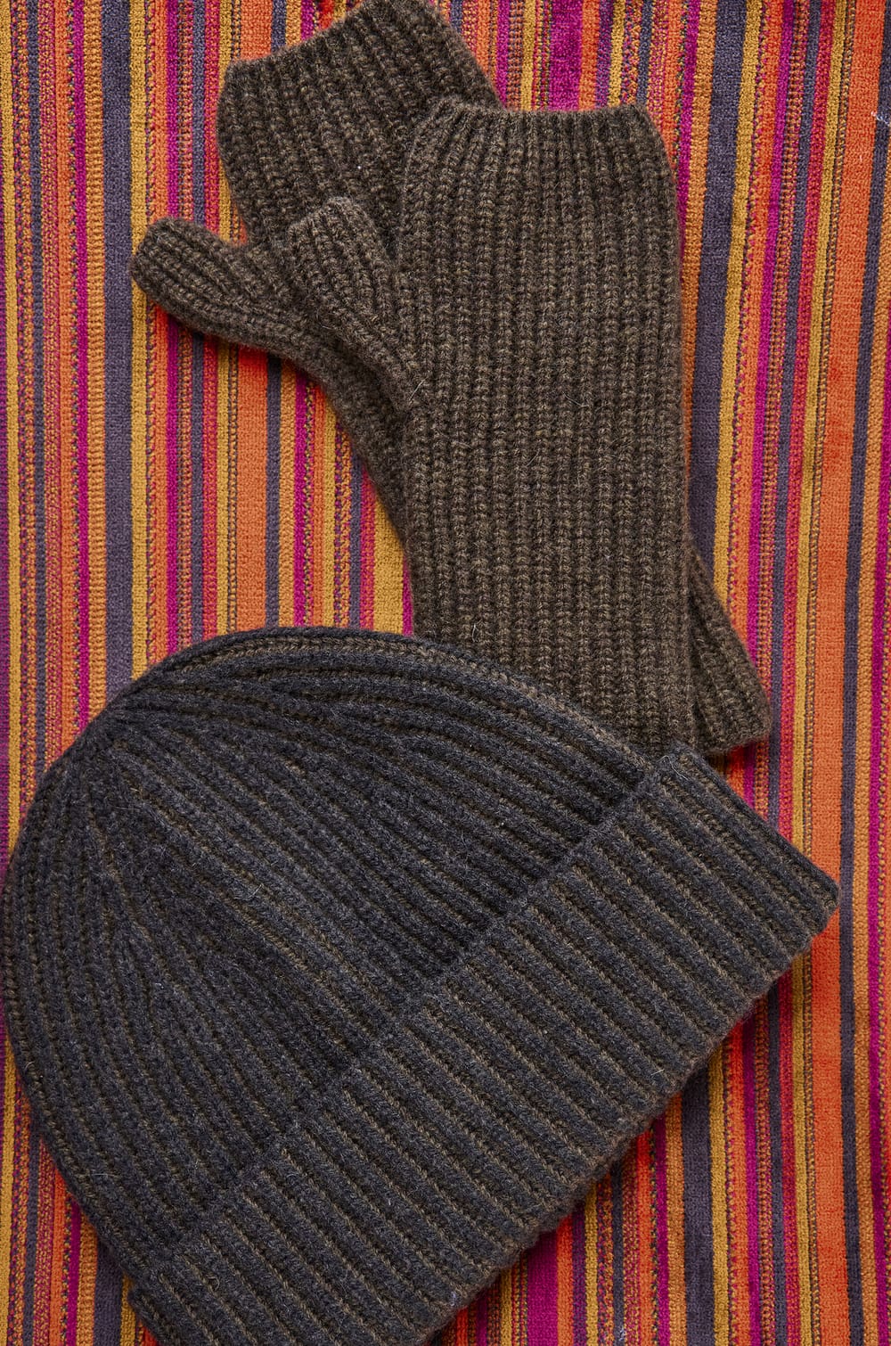 Bonnet en laine VICTOR;${refinementColor}