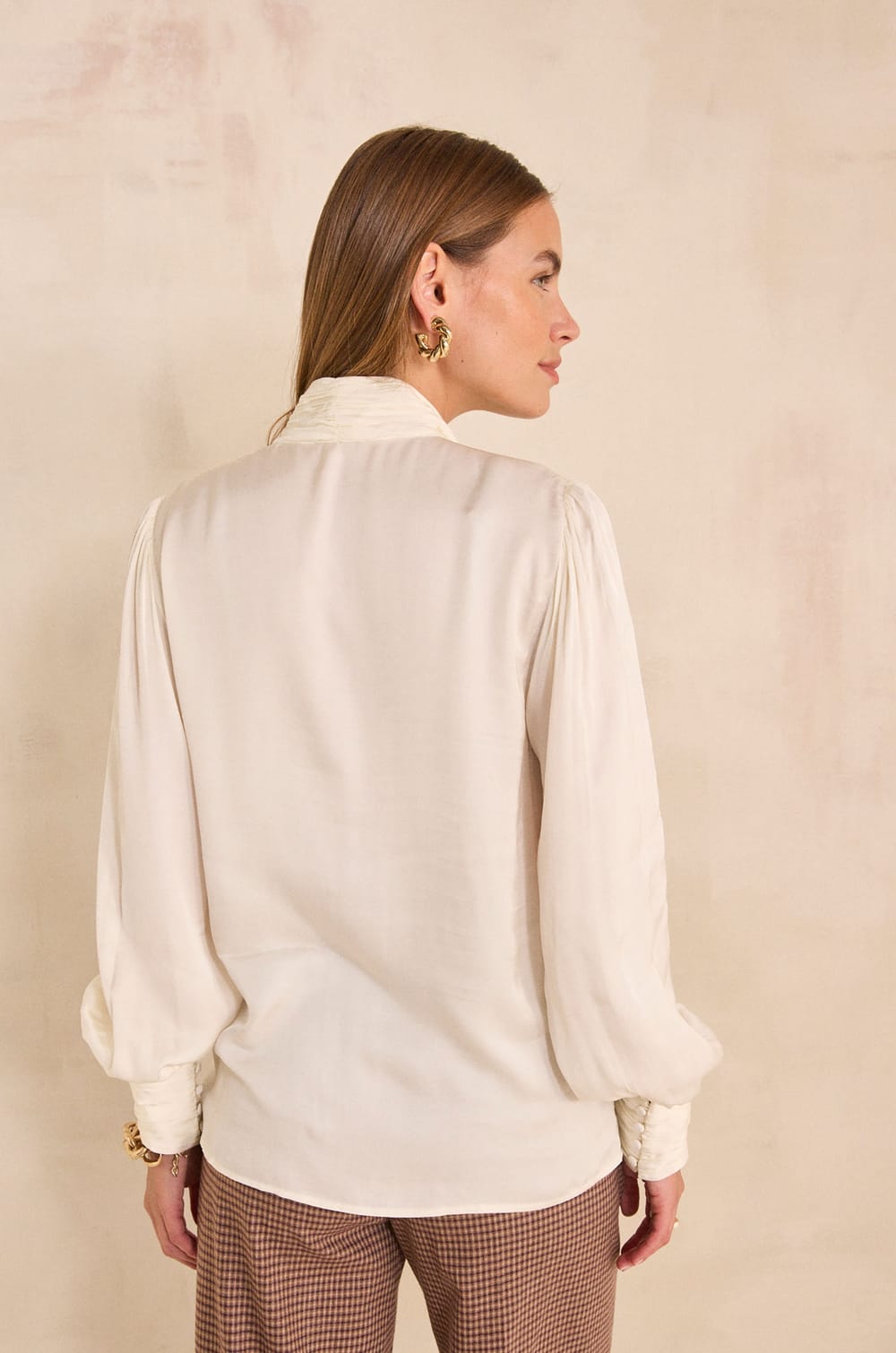 Cream long-sleeved viscose blouse MAY;${refinementColor}