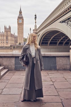 DJOVANNI checked trench;${refinementColor}