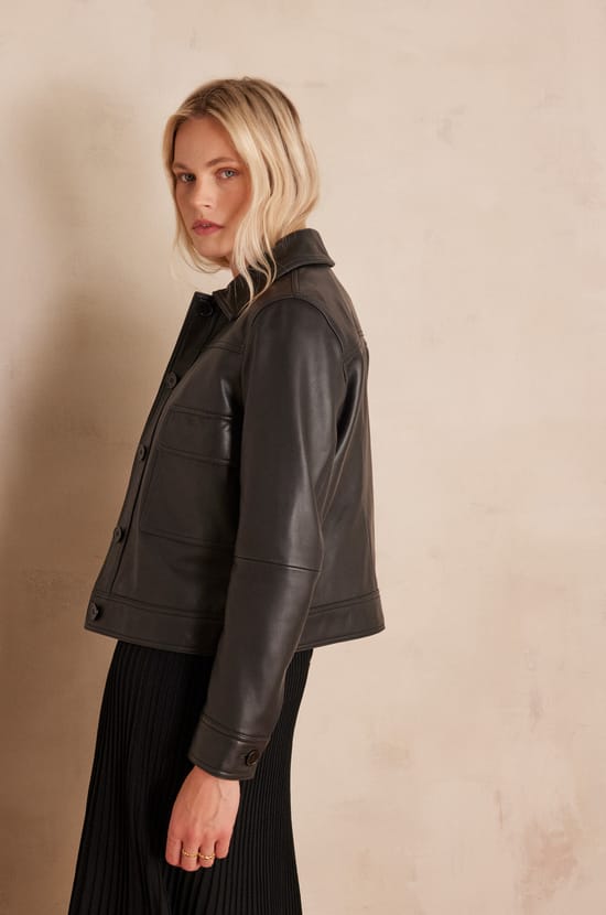 PACHA leather jacket;${refinementColor}