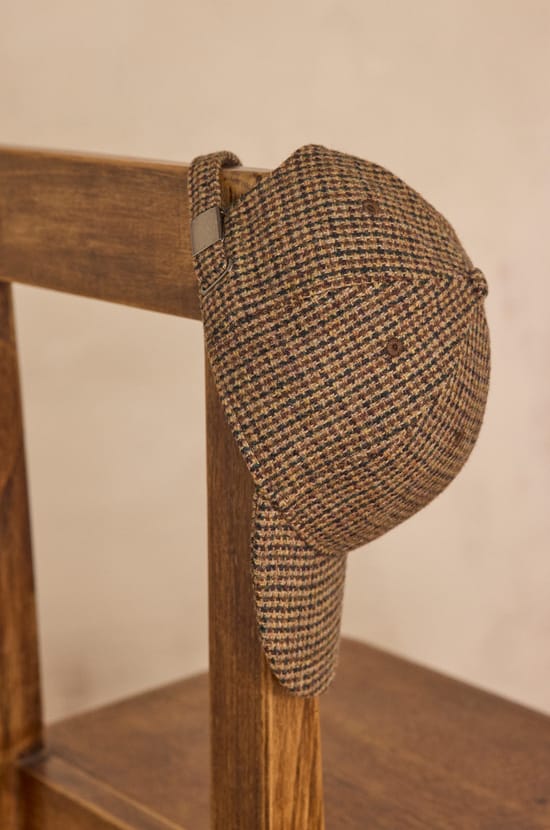 Casquette HELENA &agrave; carreaux;${refinementColor}