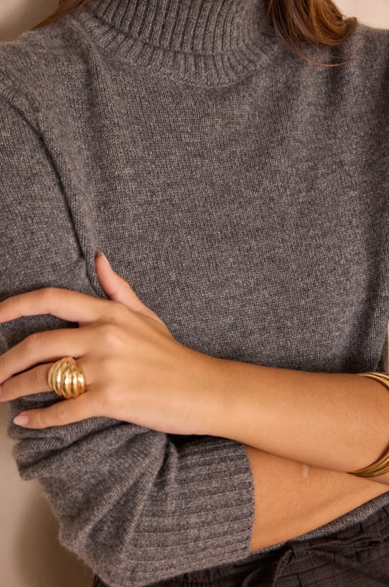 Unisex SWAN(N) turtleneck jumper in 100% cashmere - 4 ply;${refinementColor}