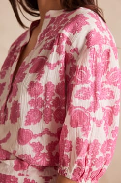 Blouse SUN en coton imprim&eacute; fleuri;${refinementColor}