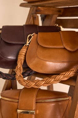 100% leather bag MARCEL MINI;${refinementColor}