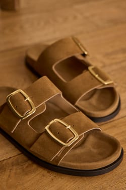 Mules  MATEO;${refinementColor}