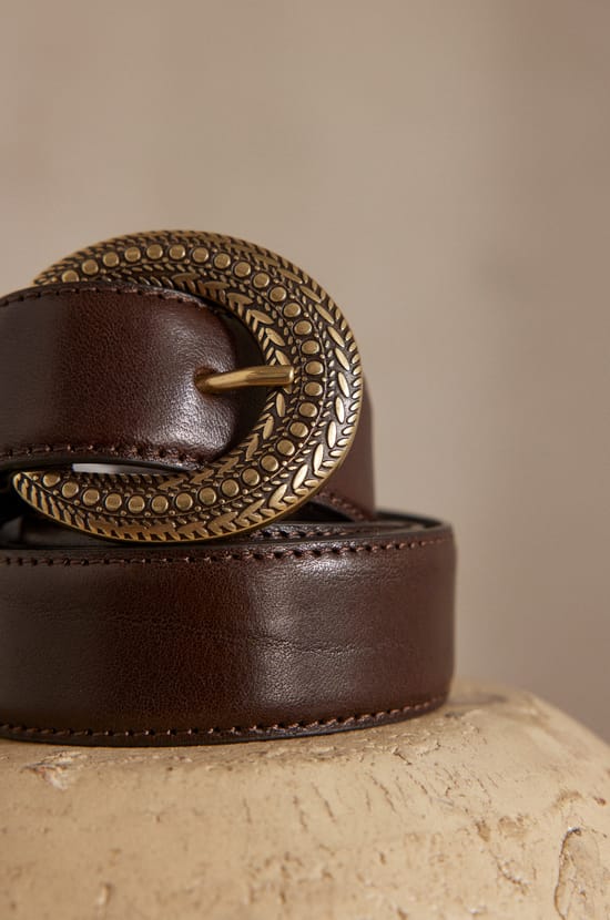 NINA leather belt;${refinementColor}