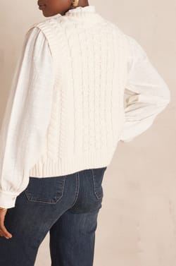 Gilet sans manches BIXENTE en laine torsad&eacute;e;${refinementColor}
