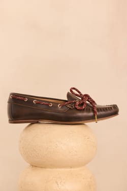 Leather loafers SUE;${refinementColor}