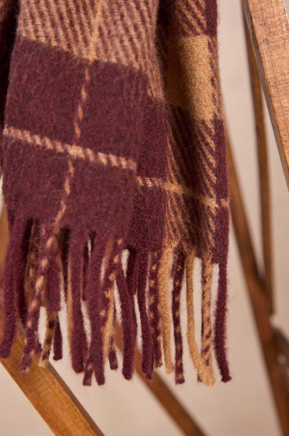 Woven scarf in blended wool PINK;${refinementColor}