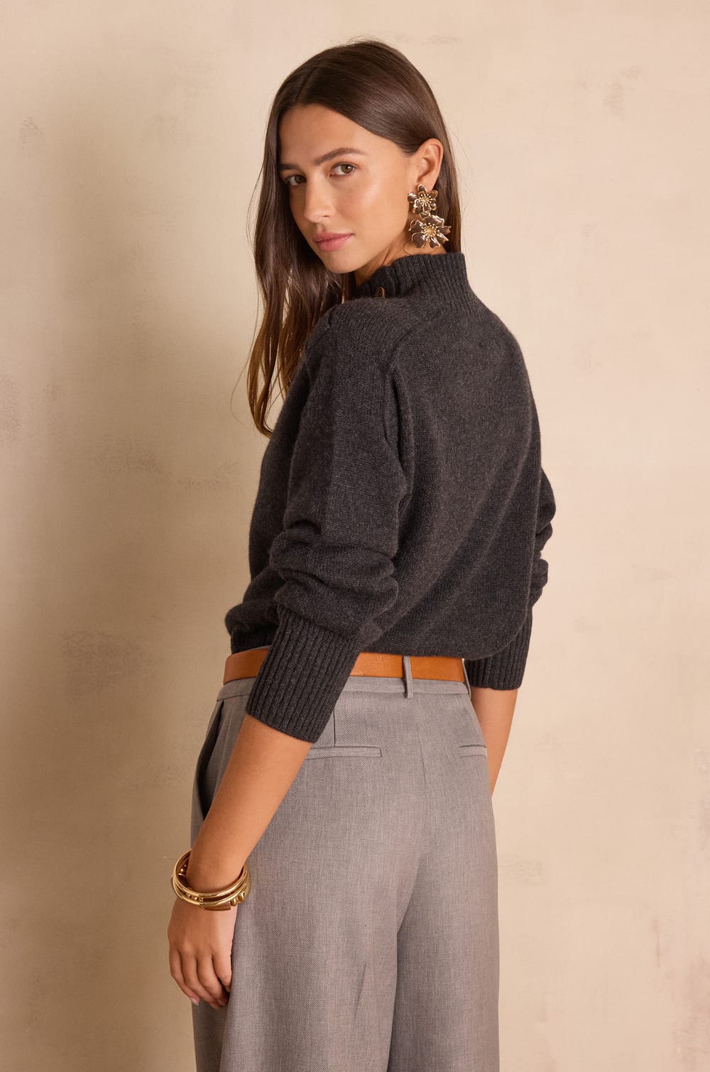 BRADLEY turtleneck jumper in 100% cashmere - 4 ply;${refinementColor}