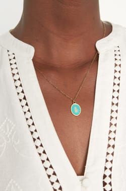 Collier médaille scarabée turquoise Bijoux Léone;${refinementColor}