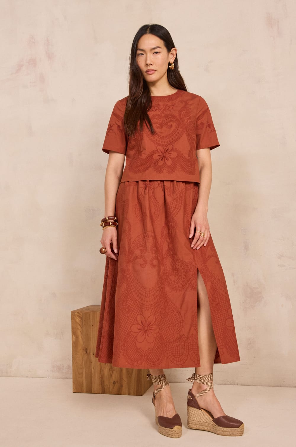 Embroidered skirt OLIE;${refinementColor}