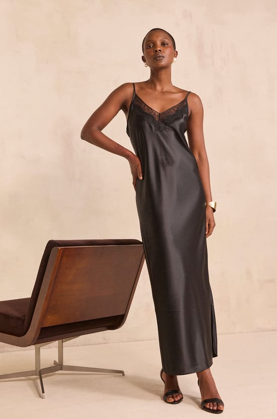 Long satin dress with lace REFLET;${refinementColor}