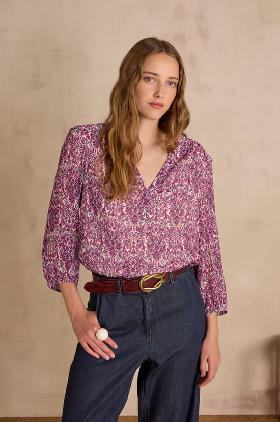 Blouse BRUNETTE imprim&eacute;e arabesque;${refinementColor}