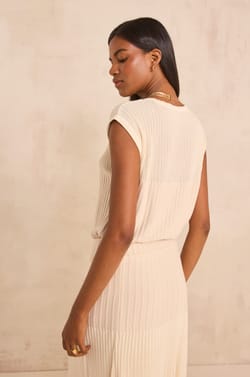 ALBANE sleeveless sweater;${refinementColor}