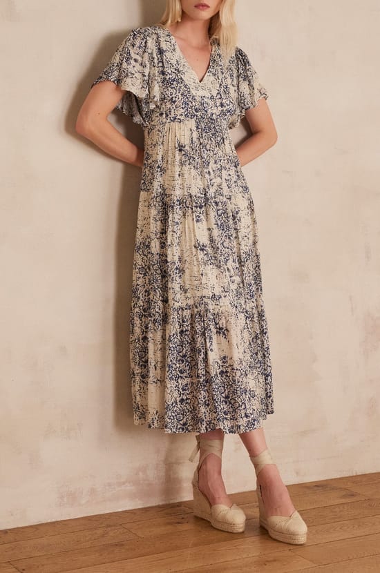 Robe CAMILLE;${refinementColor}
