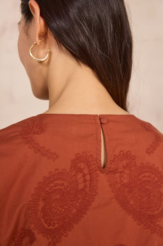 Embroidered short-sleeve blouse DOLORES;${refinementColor}