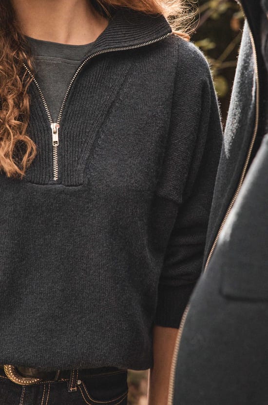 Unisex turtleneck jumper in 100% wool REVEUR;${refinementColor}