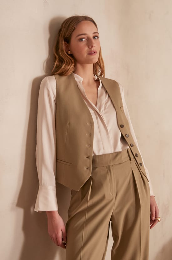 Gilet sans manches CARLOTTA;${refinementColor}