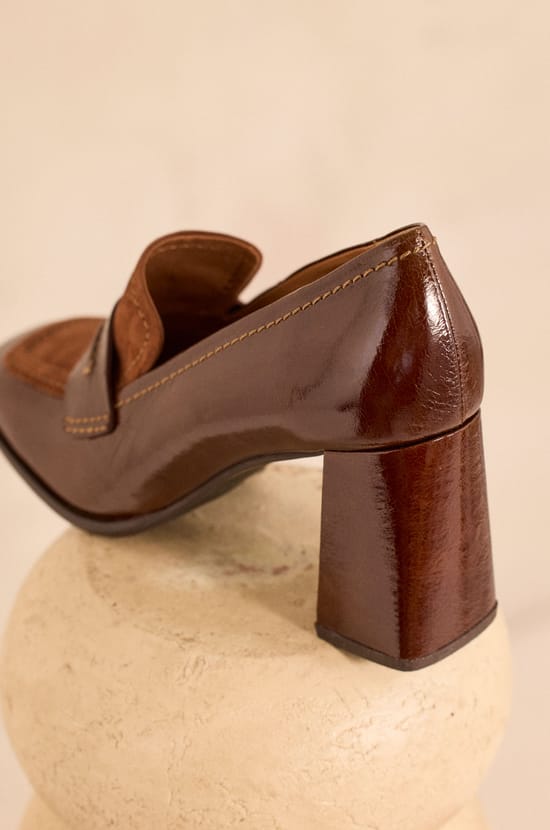 OPHELIE leather heeled loafers;${refinementColor}