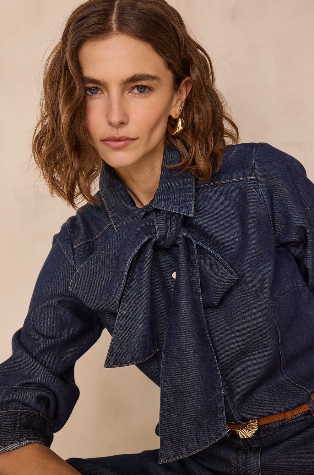 Blouse &agrave; col lavalli&egrave;re DARIA;${refinementColor}