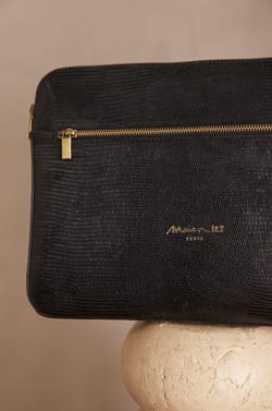 LEON leather laptop sleeve;${refinementColor}