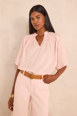 Blouse brod&eacute;e &agrave; manches courtes en coton SACHA;${refinementColor}
