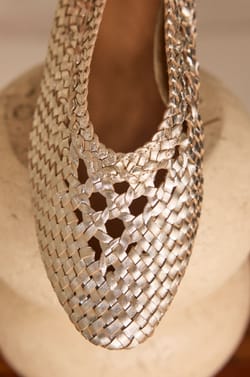 100% leather ballet flats SANTIAGO;${refinementColor}