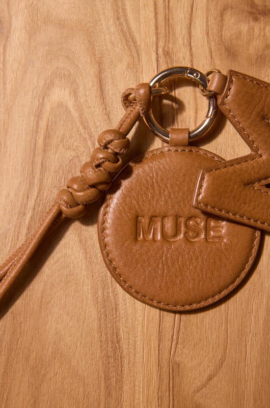 MARVEL CHARMS leather accessory;${refinementColor}